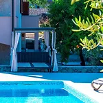 Villa Zlatni Dvori