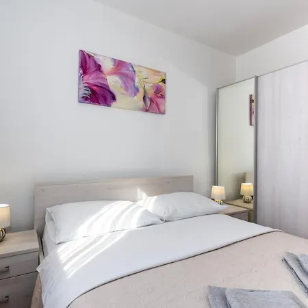 Villa Zlatni Dvori *