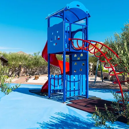 Villa Zlatni Dvori *