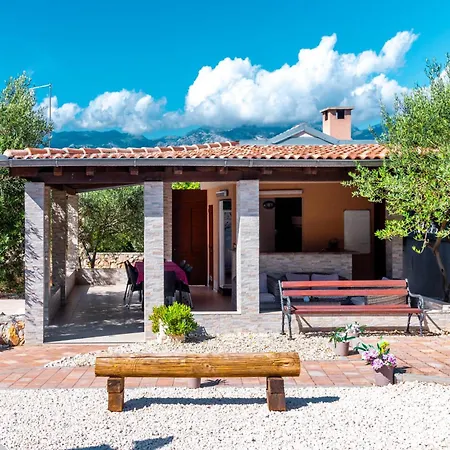 Вилла Zlatni Dvori *