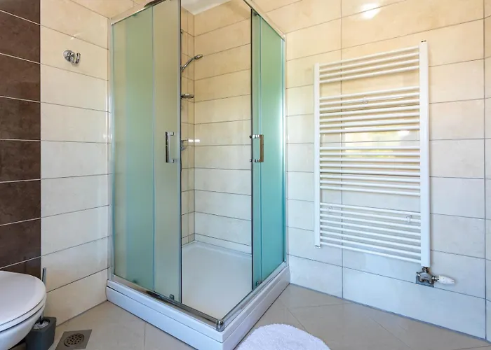 Вилла Zlatni Dvori *