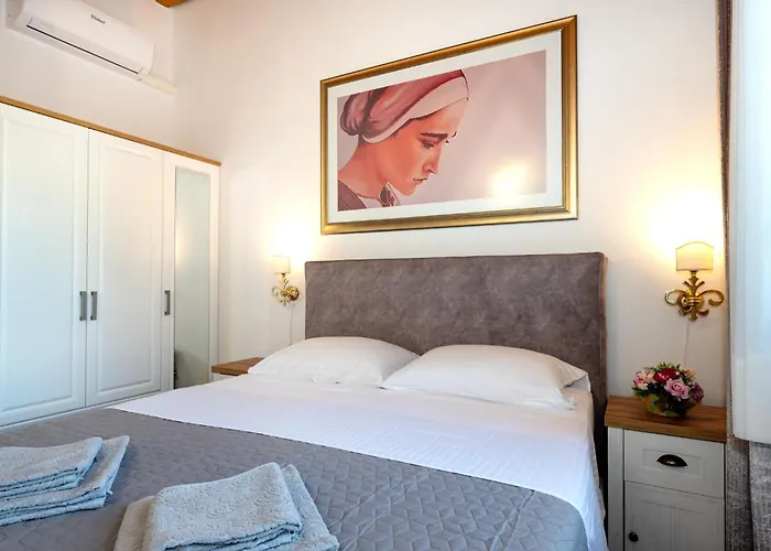 Zlatni Dvori Вилла