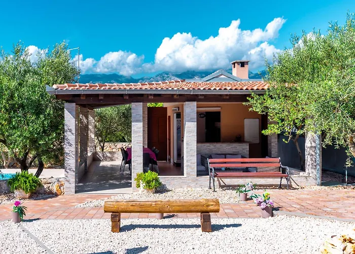 Вилла Zlatni Dvori *